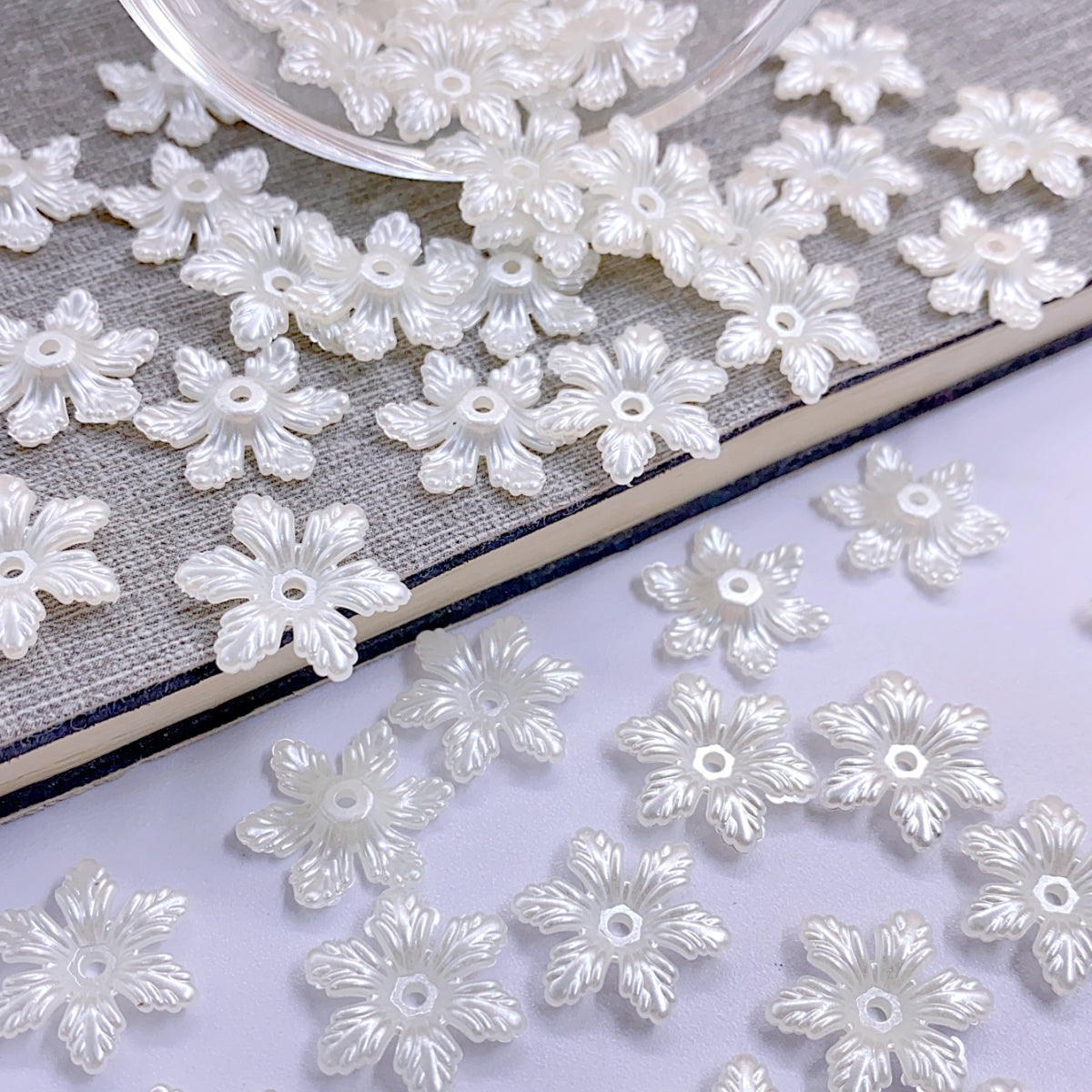 New simulation flower six petal flower straight hole Flat bottom patch pearl diy hair accessories small pearl